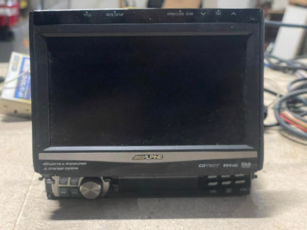 Alpine CVA 1004-R met DVD speler en cd-mp3 wisselaar, Auto diversen, Autoradio's, Ophalen of Verzenden