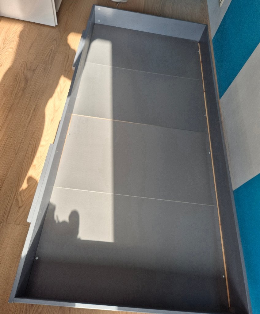 WOOOD Dennis opberg/matras bedlade donkergrijs, Ophalen, 90 cm, Eenpersoons, Zo goed als nieuw