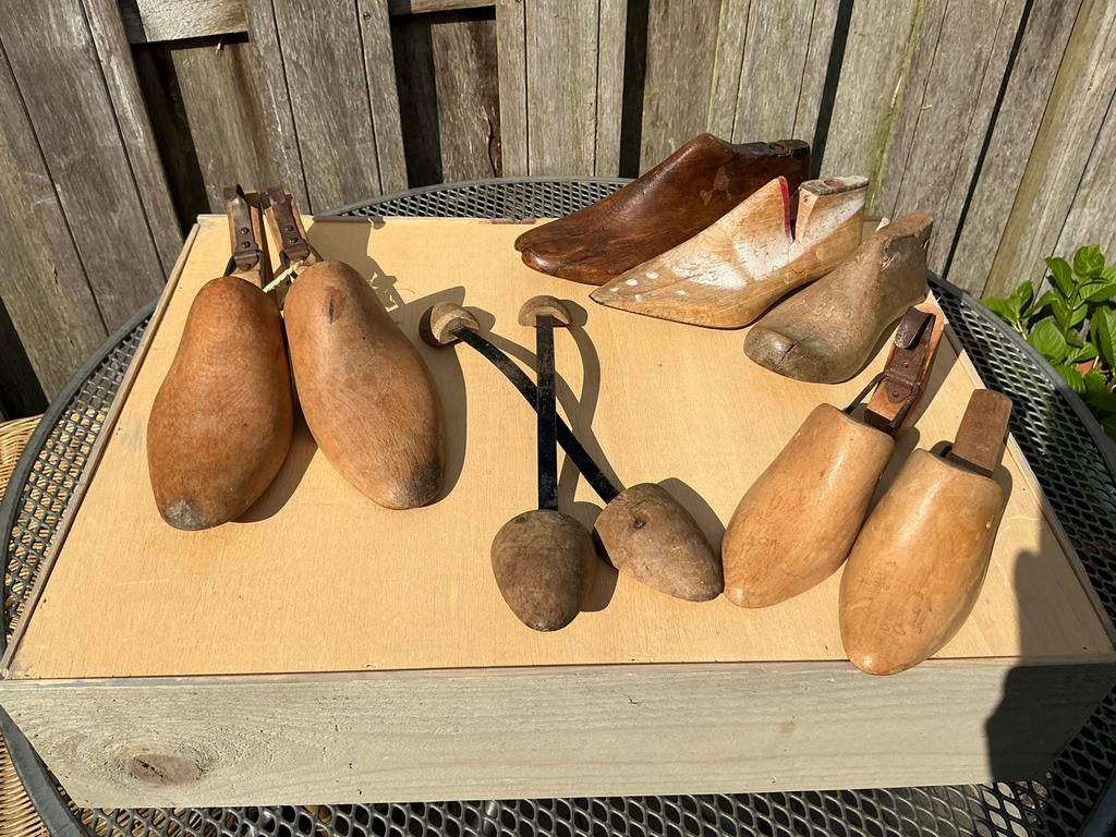 OUDE HOUTEN LEESTEN EN SCHOEN SPANNERS  JAREN 40 JAREN 50, Ophalen of Verzenden