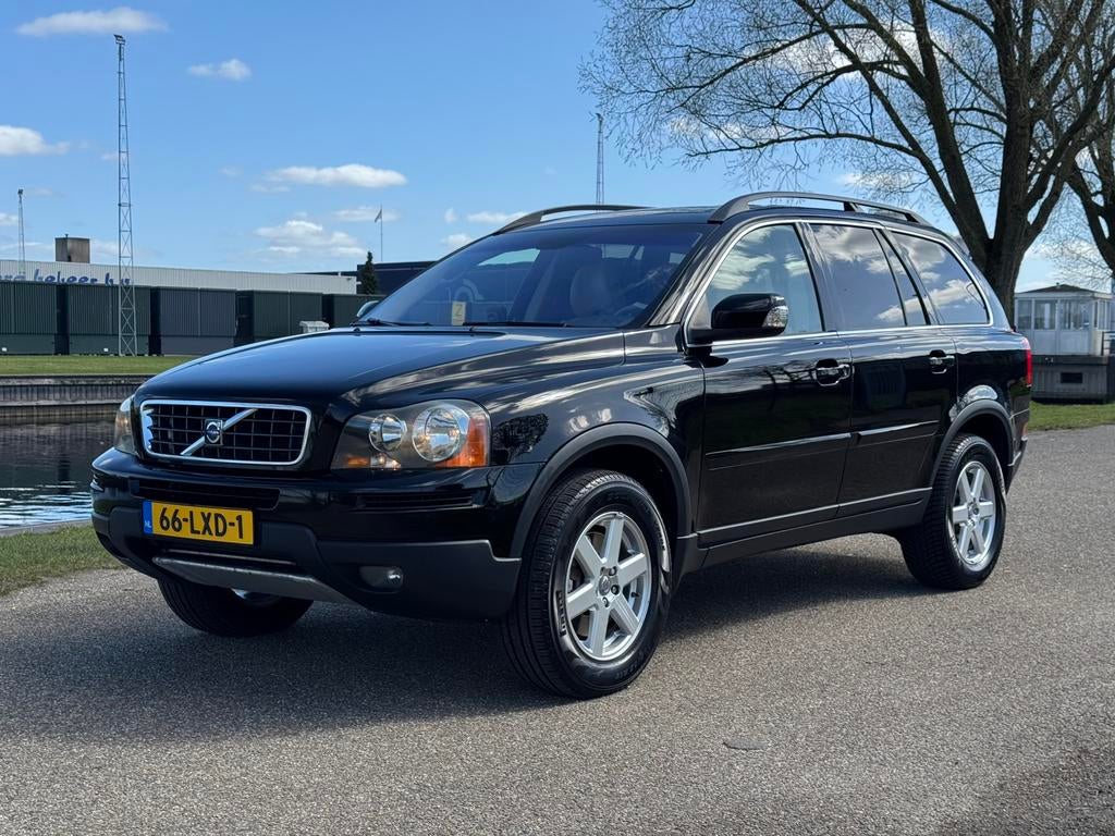 Volvo XC90 3.2 AWD | Youngtimer | Navi | Leer | Schuifdak |, Auto's, Volvo, Beige, Skiluik, Zwart, Bedrijf