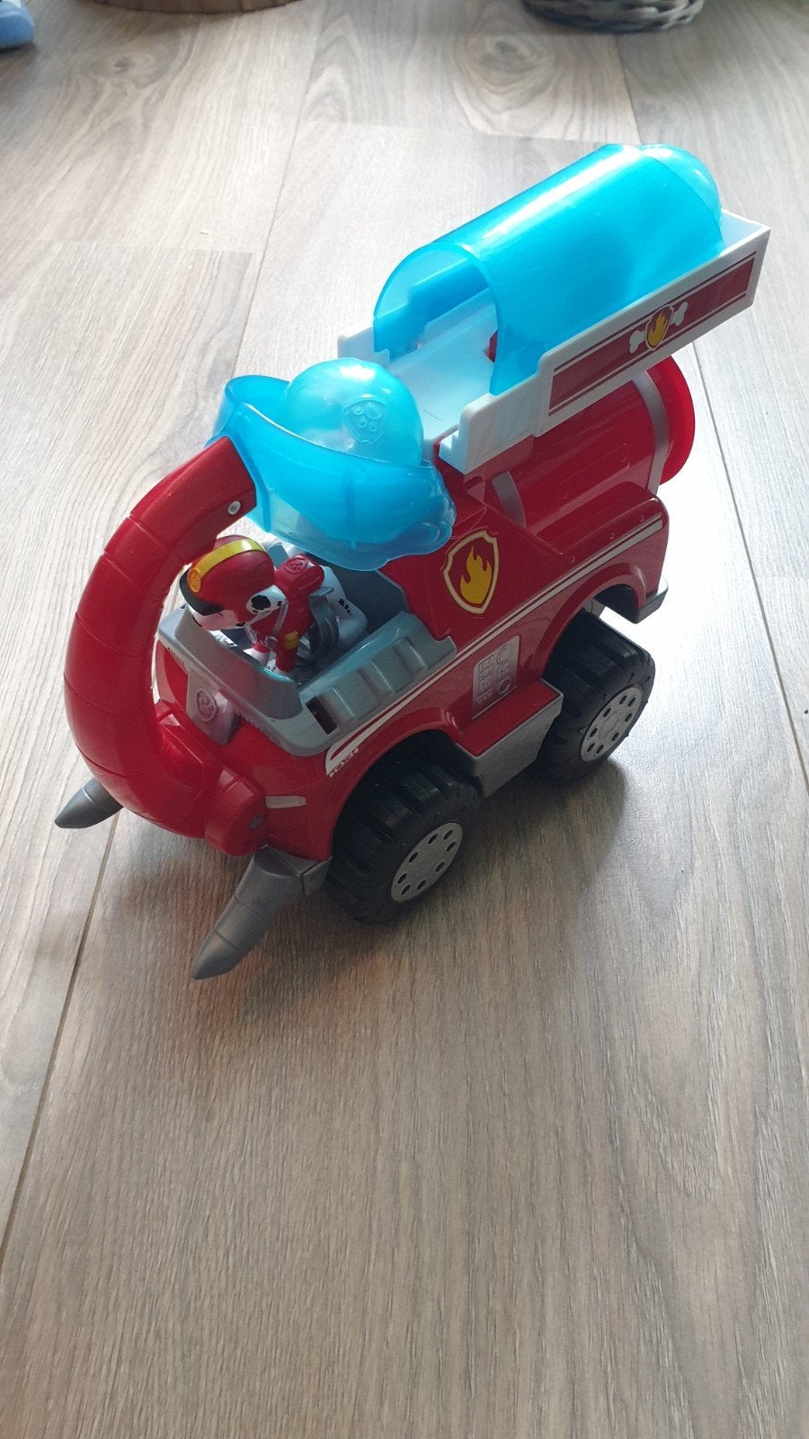Paw Patrol Brandweerauto met schietende waterballen, Ophalen, Gebruikt