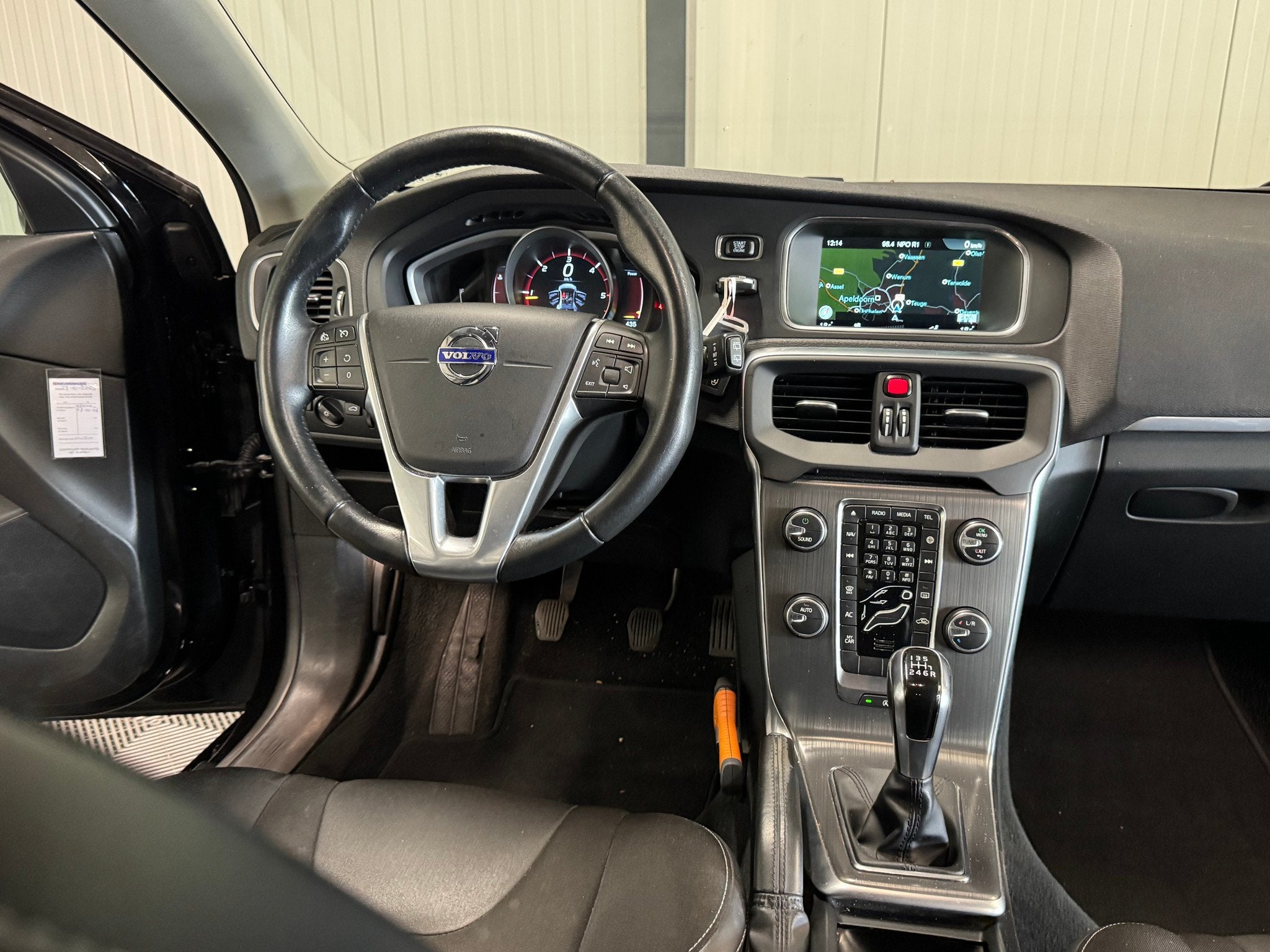 Volvo V40 2.0 D2 | R-Design Business | Navi | Trekhaak, Gebruikt, Euro 6, 4 cilinders, 1969 cc