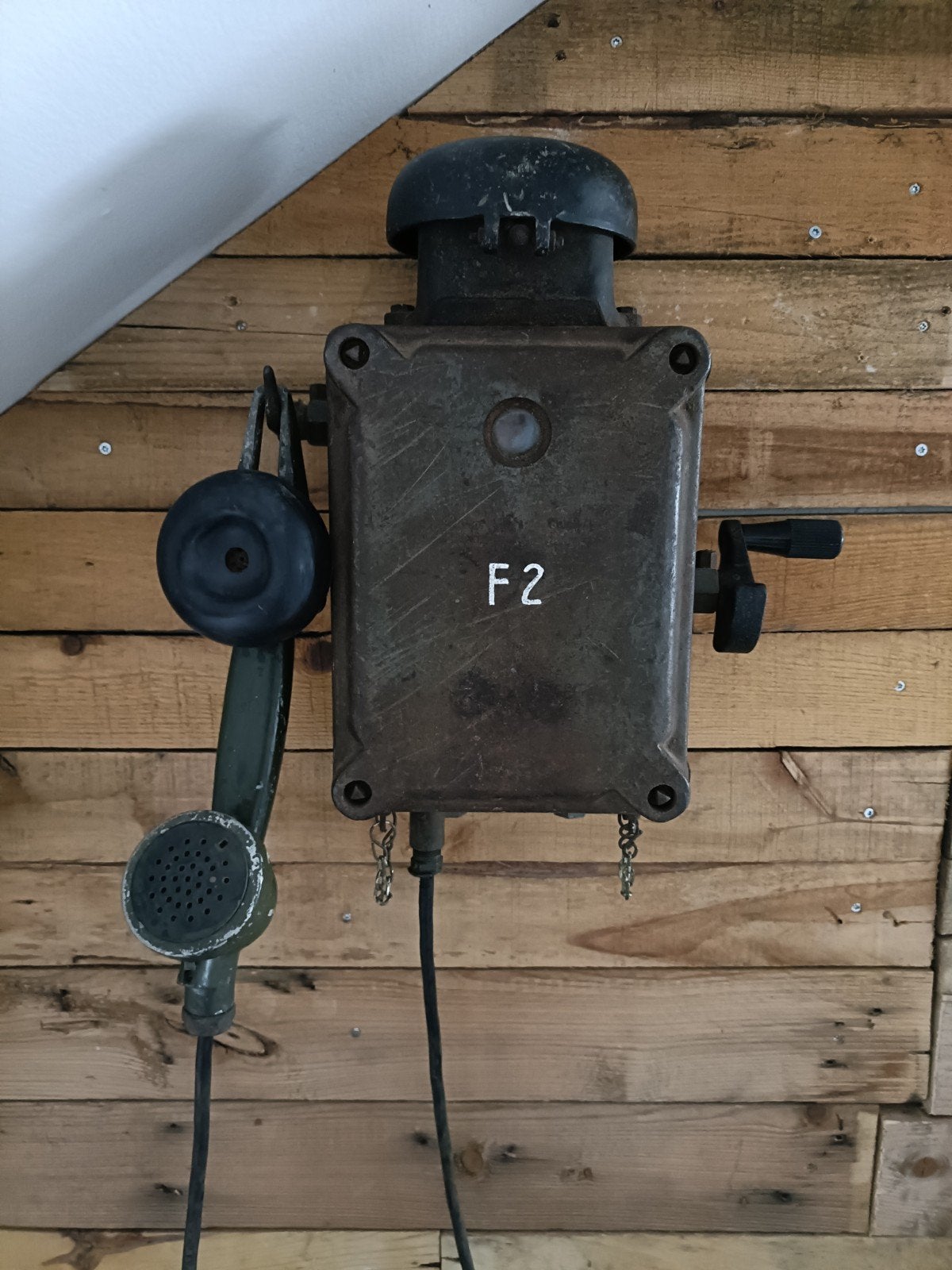 Duitse militaire bunkertelefoon F2, Verzamelen, Ophalen
