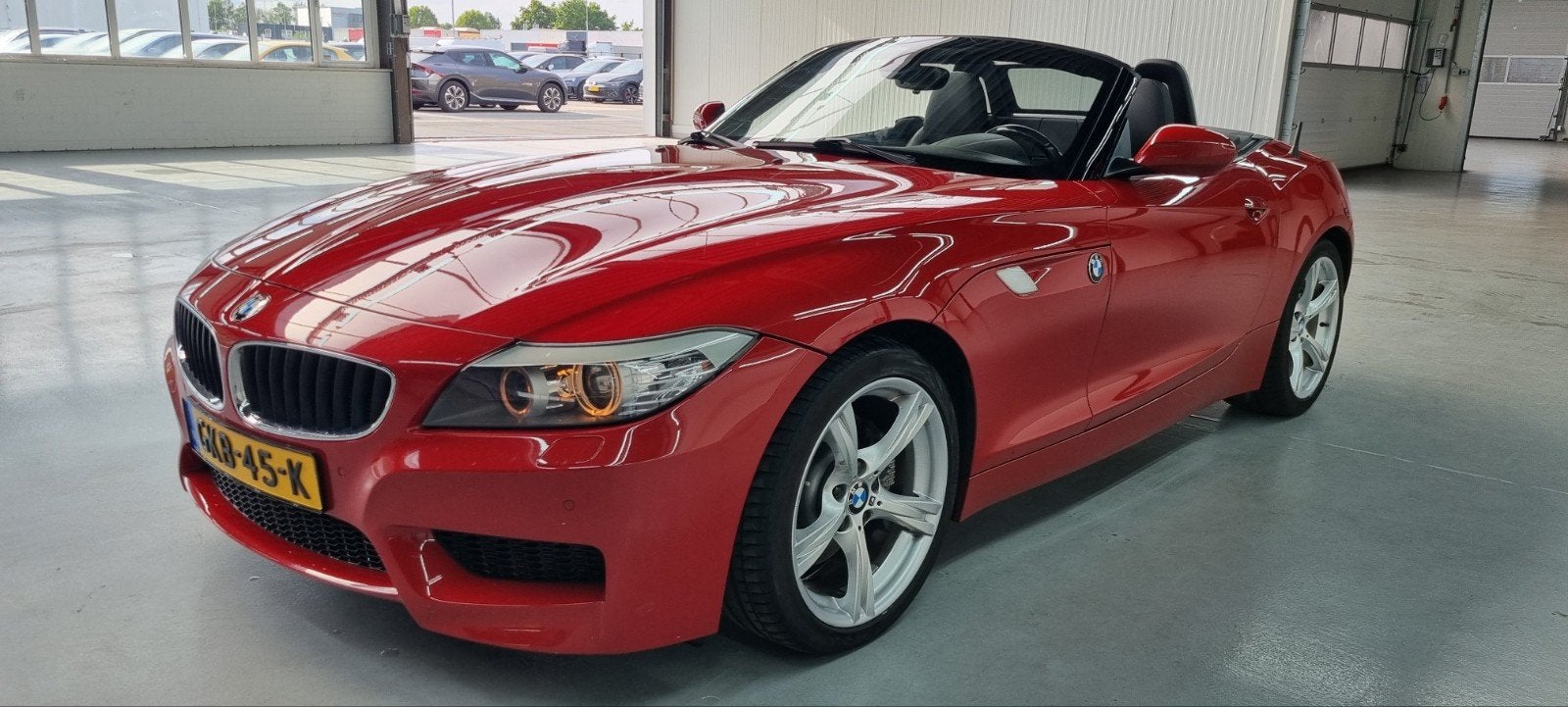 BMW Z4 30I 190KW Roadster 2011 Rood, Achterwielaandrijving, Zwart, 2996 cc, Leder