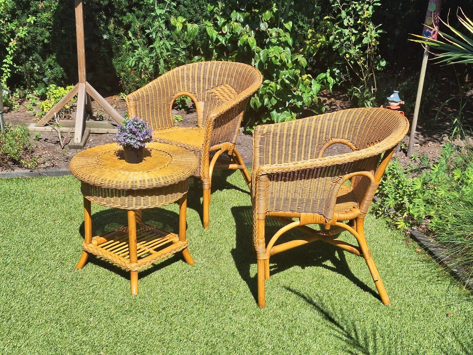 Rotan stoelen en bijzettafel set, Ophalen, Gebruikt, Twee, Overige kleuren