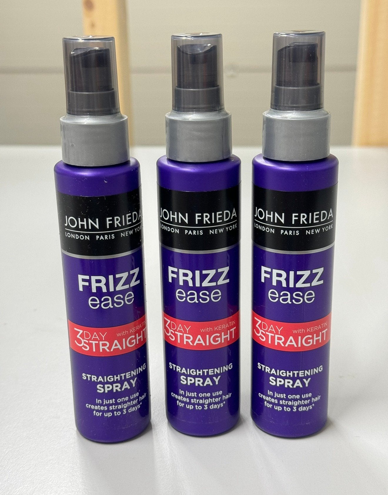 3x John Frieda Frizz Ease 3Day Straight Straightening spray, Gel, Wax, Haarlak of Mousse, Nieuw, Ophalen of Verzenden, H