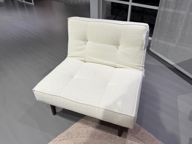 Showroom slaapbank/stoel Frej, Ophalen, Wit, Tweepersoons, Zo goed als nieuw