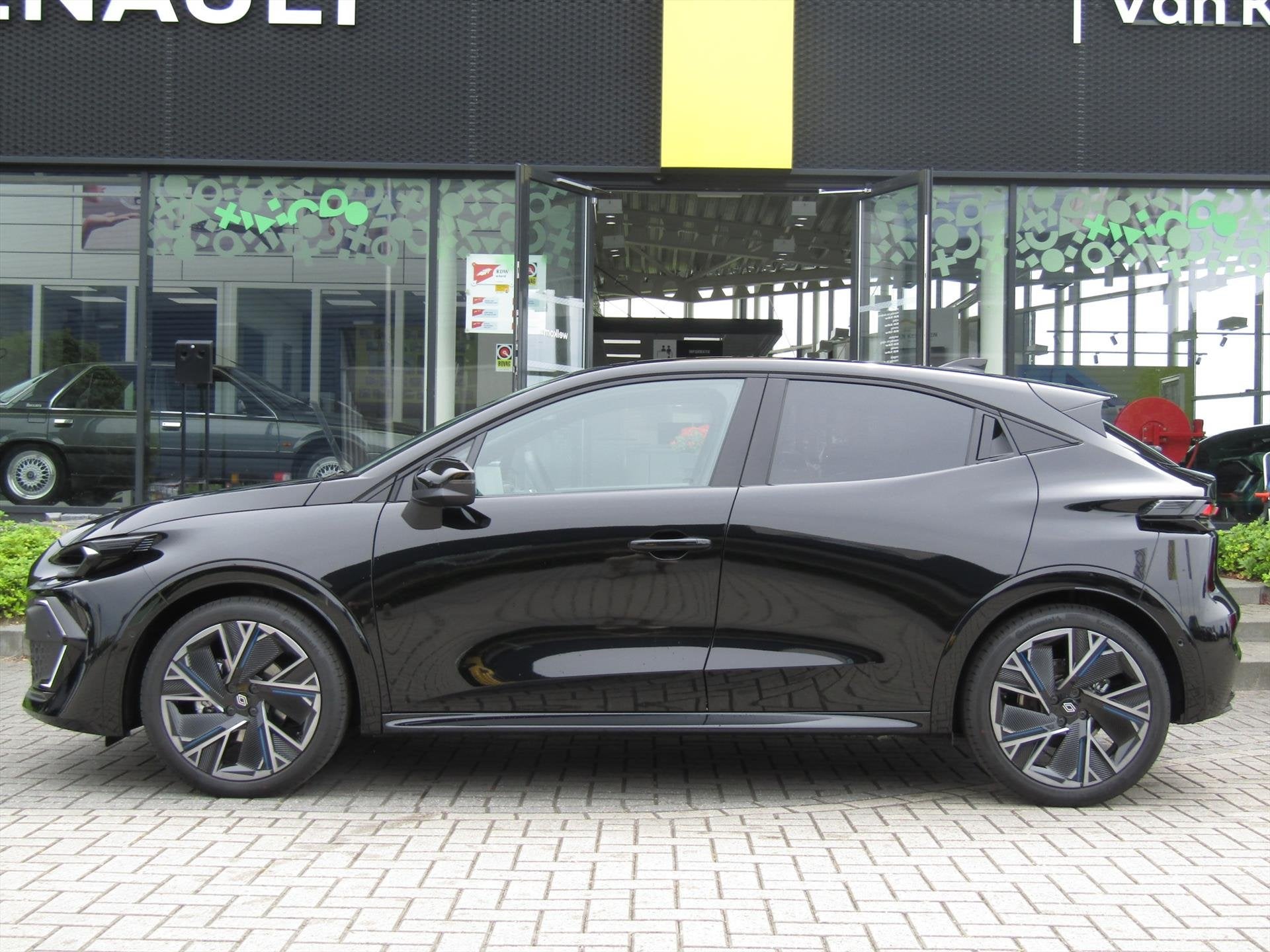 Renault Clio TCe 115pk Techno / Pack RS / Navigatie / Camera, Gebruikt, Leder en Stof, Zwart, Bedrijf