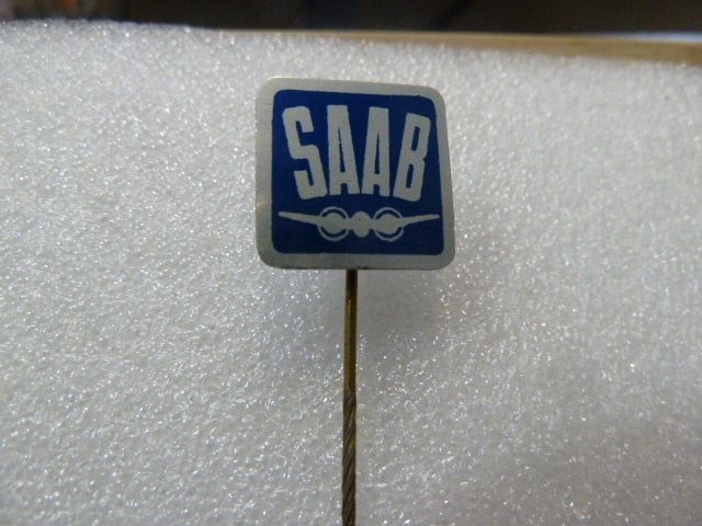 Vintage Saab speldje - Klassiek auto logo pin, Verzamelen, Ophalen of Verzenden, Gebruikt, Merk, Speldje of Pin