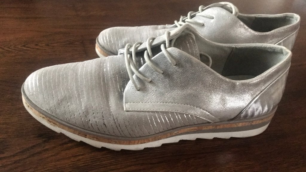 Bellissima veterschoenen 41, Kleding | Dames, Bellisima, Overige kleuren, Ophalen of Verzenden, Sneakers of Gympen