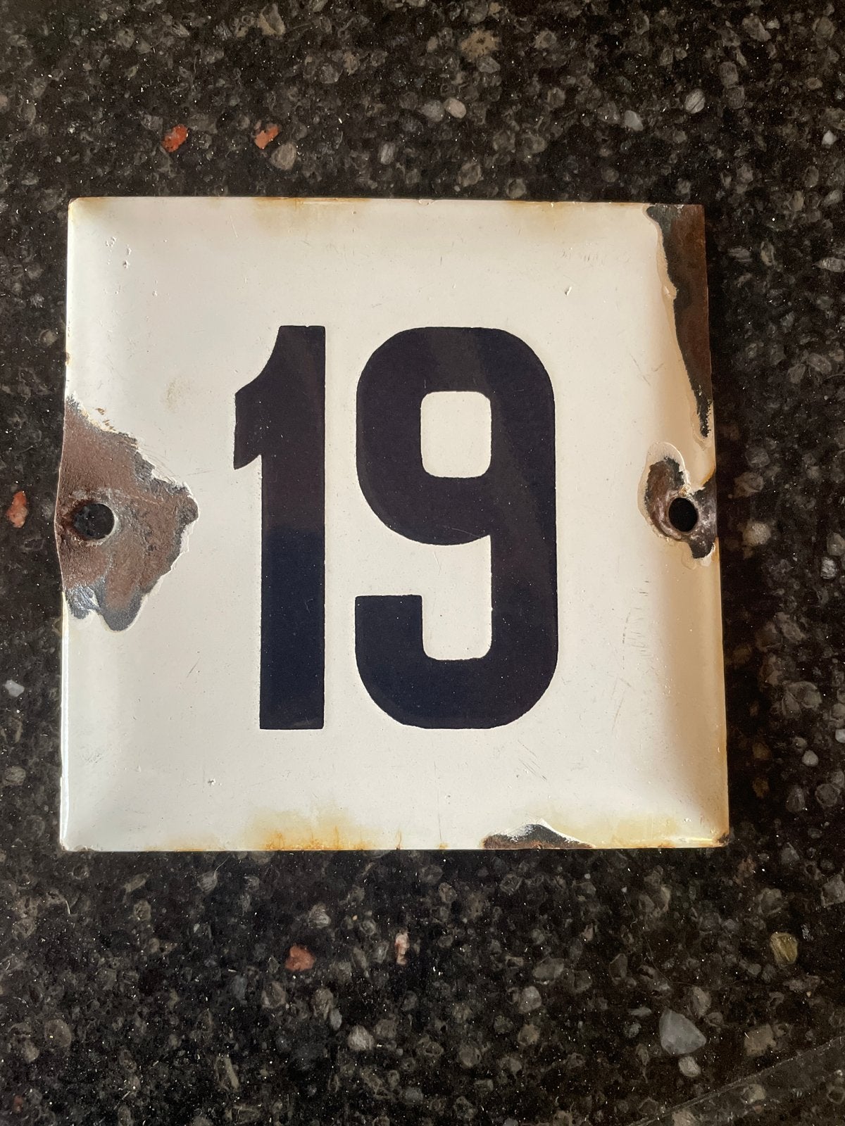 Vintage geëmailleerd huisnummer 19, Ophalen of Verzenden