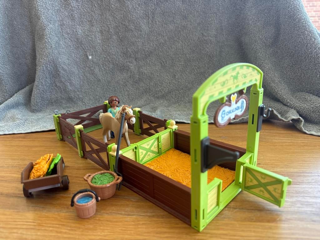PLAYMOBIL Spirit Pru & Chica Linda met paardenbox - 9479, Ophalen of Verzenden, Zo goed als nieuw, Complete set