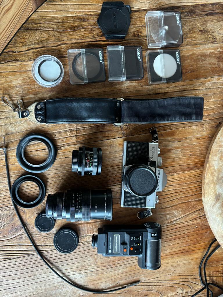 Praktica Super TL 1000 camera set - compleet en als nieuw, Ophalen, Zo goed als nieuw, Spiegelreflex, Overige Merken