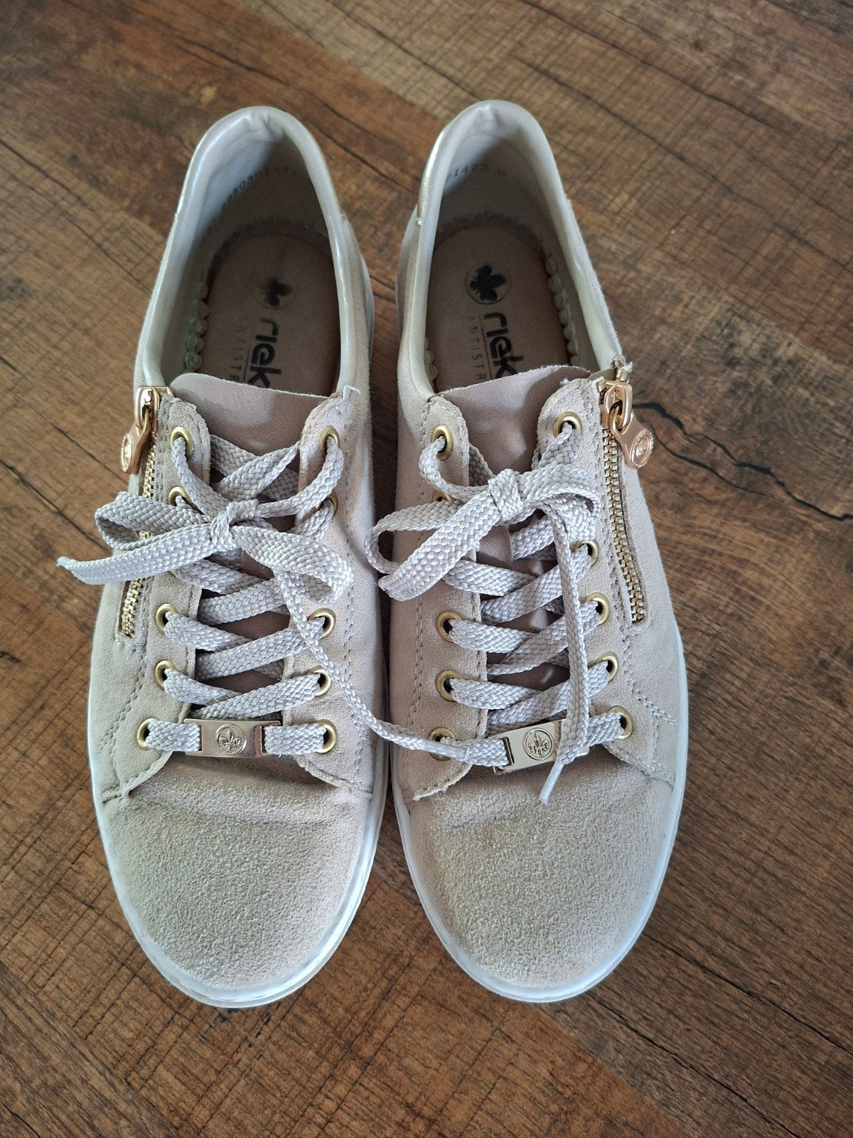 Rieker sneakers beige maat 42, Beige, Ophalen of Verzenden, Rieker, Sneakers of Gympen