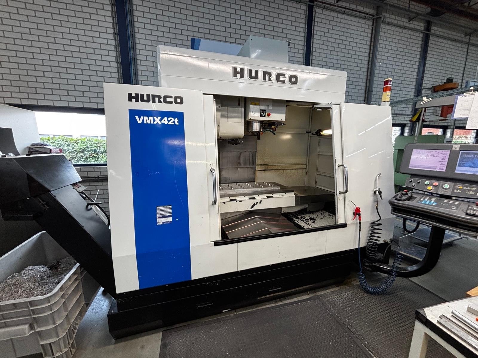 Hurco VMX42t CNC freesmachine - Uitstekende staat, Ophalen, 1000 mm of meer, Zo goed als nieuw, Freesbank