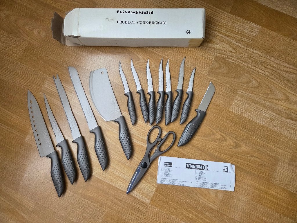 13 messen + schaar Titanium II Professional, Overige materialen, Bestekset, Keukenmes, Ophalen of Verzenden