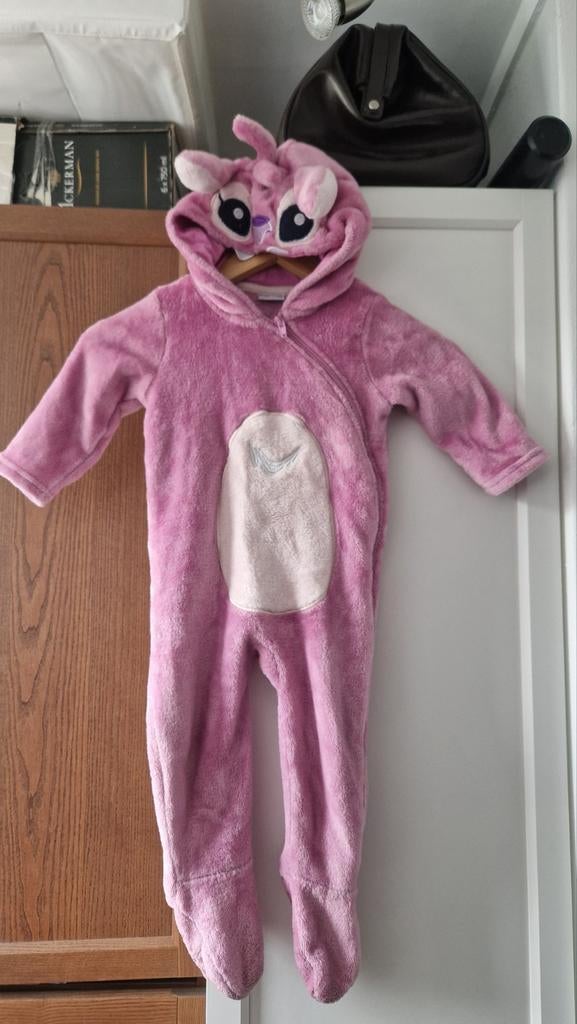 Angel Stitch onesie mt 24 mnd. Disneyland., Kinderen en Baby's, Carnavalskleding en Verkleedspullen, Ophalen of Verzenden, Zo goed als nieuw