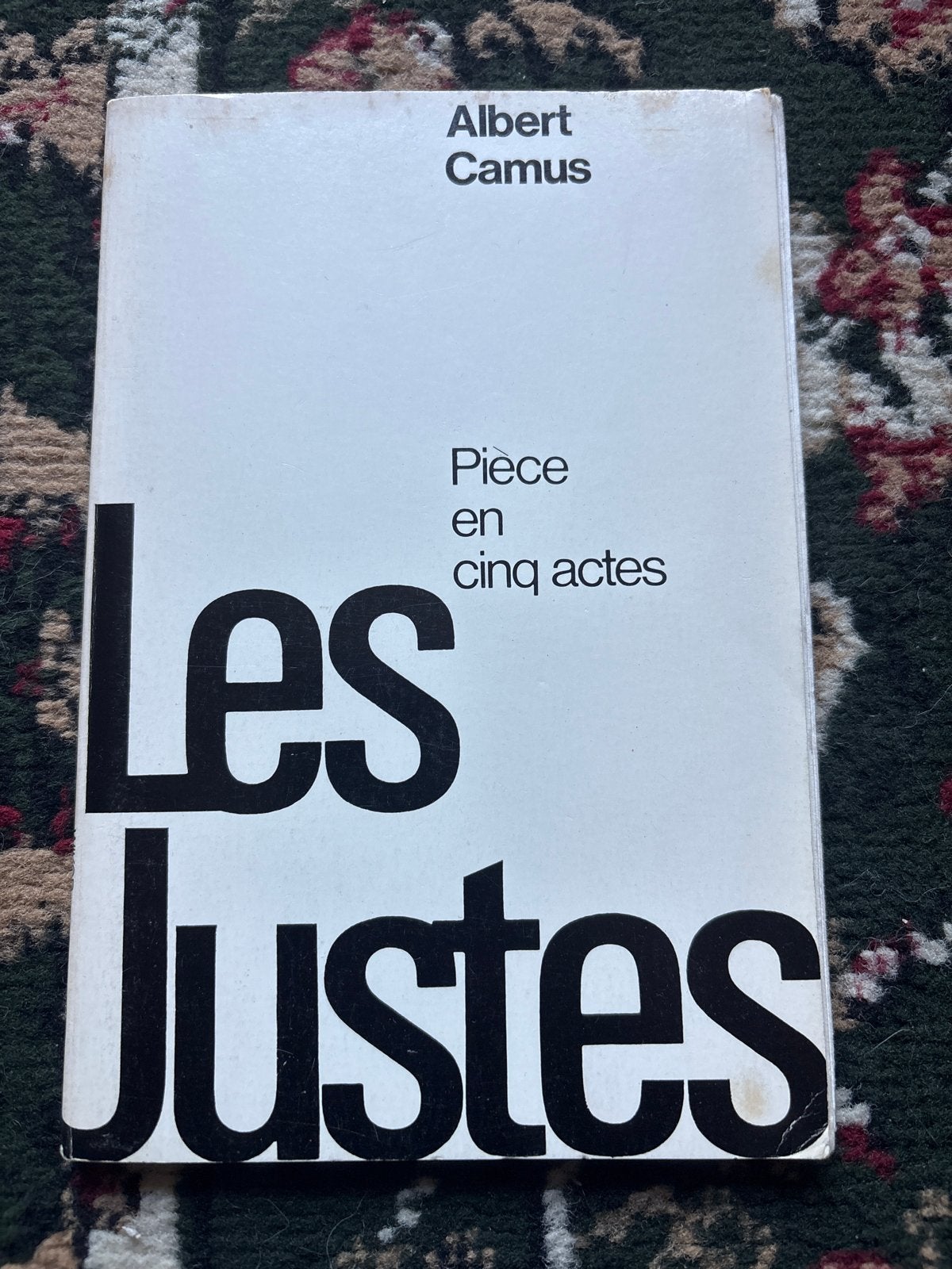 Les Justes - Albert Camus (Frans toneelstuk), Boeken, Ophalen of Verzenden, Gelezen, Europa overig
