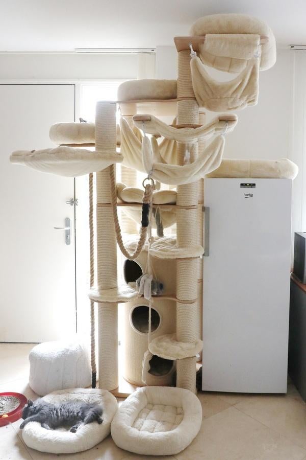 Katzen-Deko Manhattan XXL met  luxe extras, Dieren en Toebehoren, Krabmeubelen, Ophalen of Verzenden, Zo goed als nieuw, Krabpaal