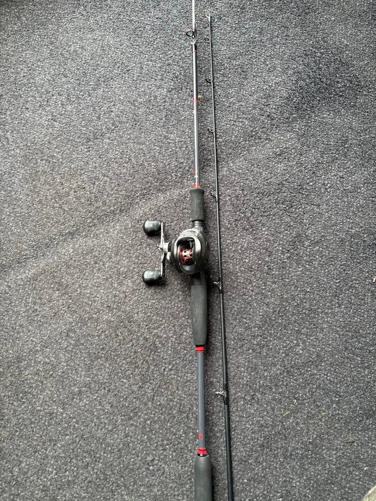 Baitcaster complete set Ultimate/Fox Rage, Ophalen, Gebruikt, Complete hengel