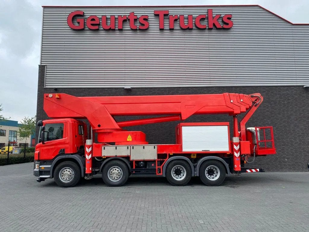 Scania P420 8X4 + BISON PALFINGER TKA 57 KS HOOGWERKER/HUBAR, Scania, Bedrijf, Diesel, Te koop