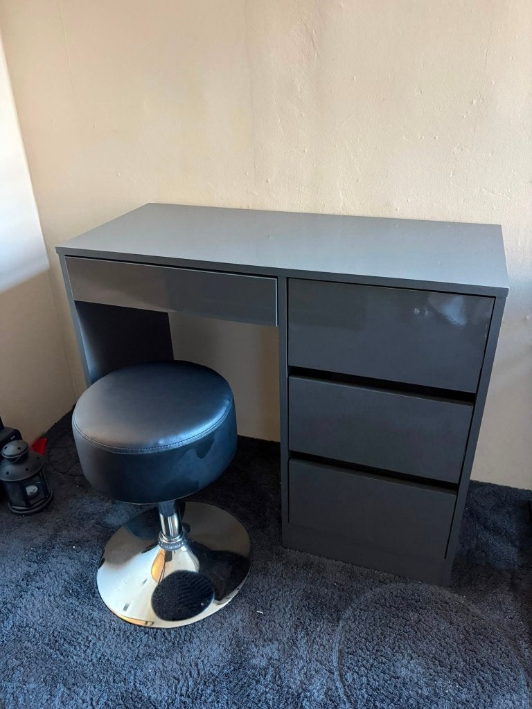 Antraciet make-uptafel met verstelbaar krukje, Ophalen, 50 tot 100 cm, Rond, 50 tot 100 cm