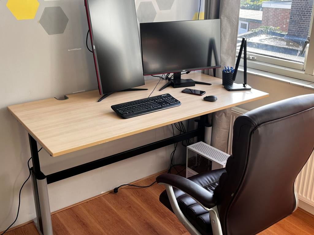 Elektrisch bureau 160x80 cm verstelbaar 61-92 cm, Ophalen of Verzenden, Elektrisch, Zo goed als nieuw