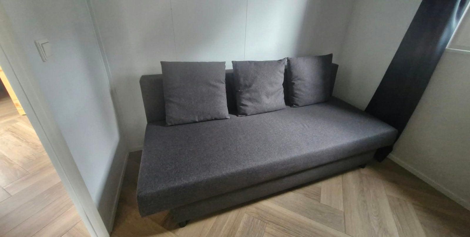Te Koop ASARUM  Slaapbank (IKEA) Grijs, Z.g.a.n, Ophalen, Eenpersoons, 190 cm of minder, Zo goed als nieuw