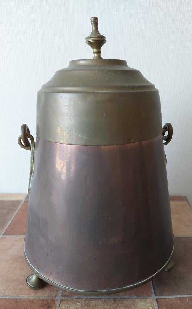 Antieke Koperen Kolenemmer met Messing Deksel, Ophalen, Koper