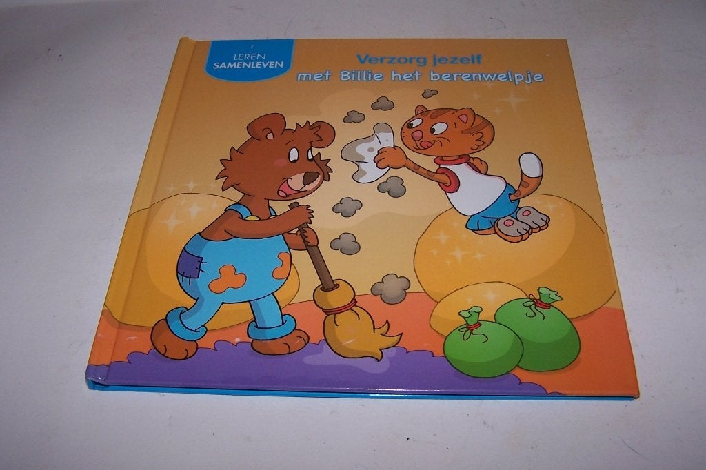 Verzorg Jezelf met Billie het Berenwelpje - Kinderboek., Adrienne Heymans, Fictie algemeen, Ophalen of Verzenden, Zo goed als nieuw