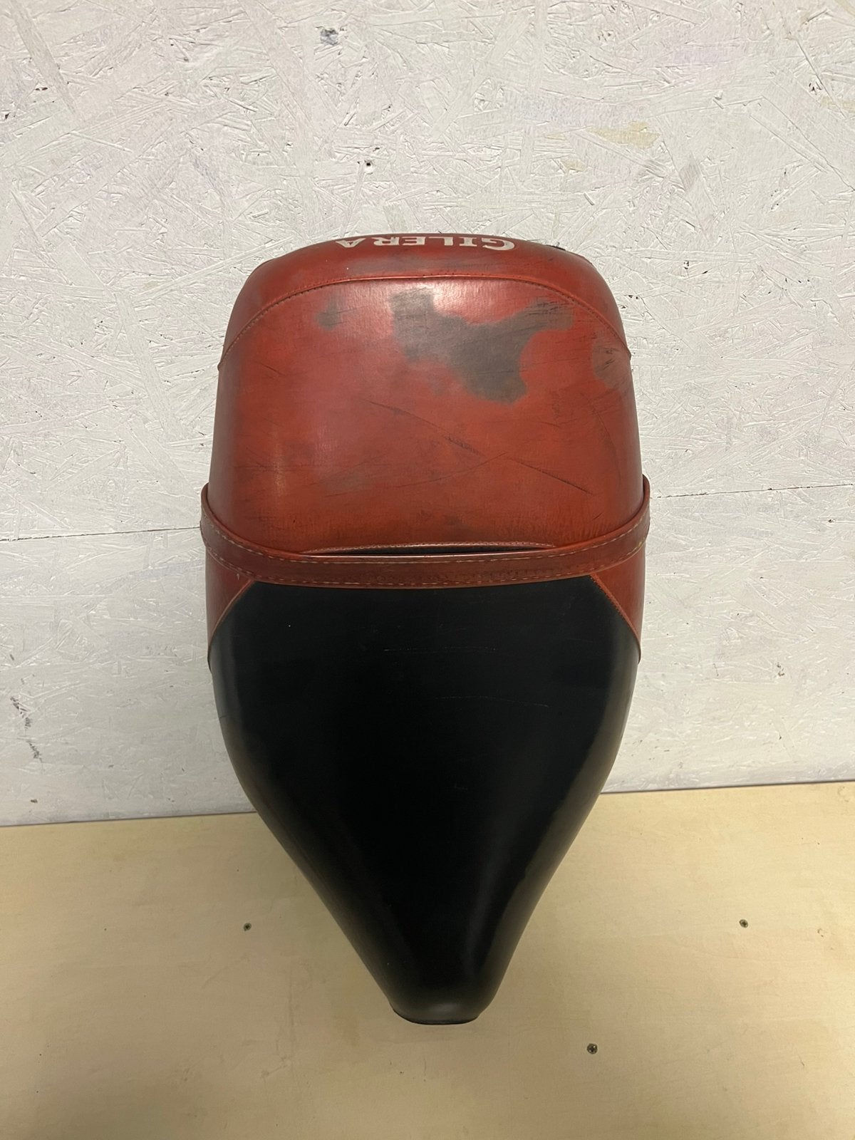 Gilera runner zadel 50cc 125cc 180cc, Ophalen of Verzenden