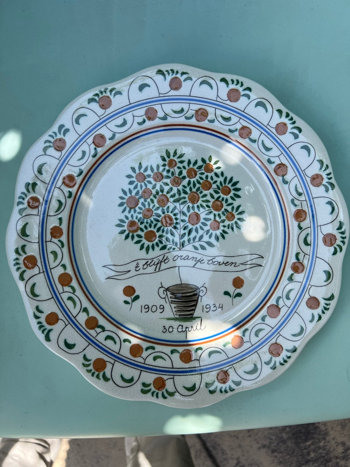 Gedenkbord Juliana en Bernhard 1909-1934, Ophalen