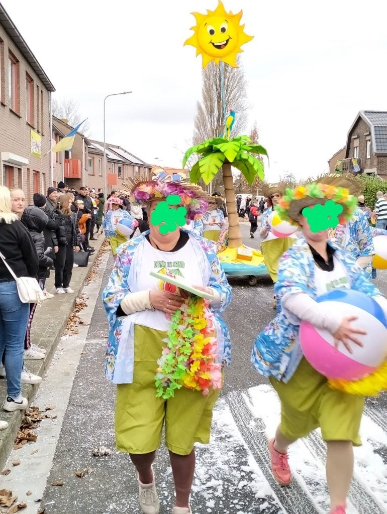 Toeristenpakken carnaval, Ophalen, Zo goed als nieuw, Kostuum, Carnaval