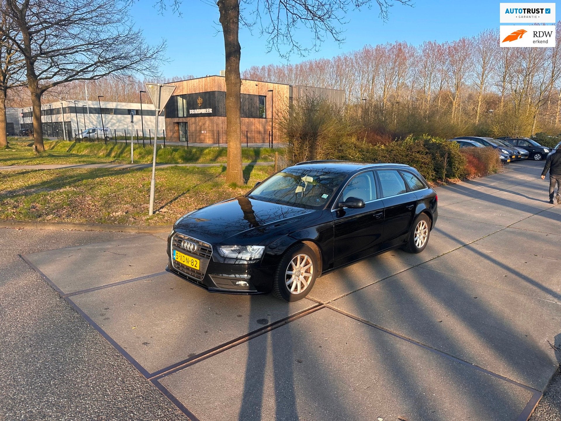 Audi A4 Avant 2.0 TDI ultra Business Edition, Voorwielaandrijving, 136 pk, Gebruikt, Euro 6