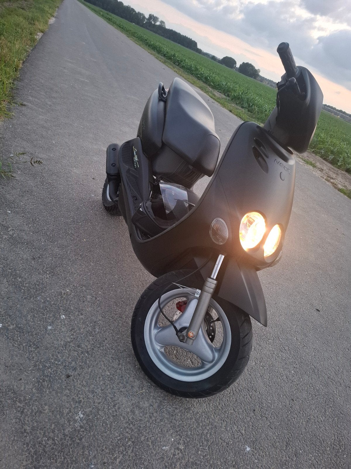 Yamaha Neos 2-takt 50cc uit 2005 - Goed onderhouden, Fietsen en Brommers, Snorfietsen en Snorscooters, Yamaha, Ophalen of Verzenden