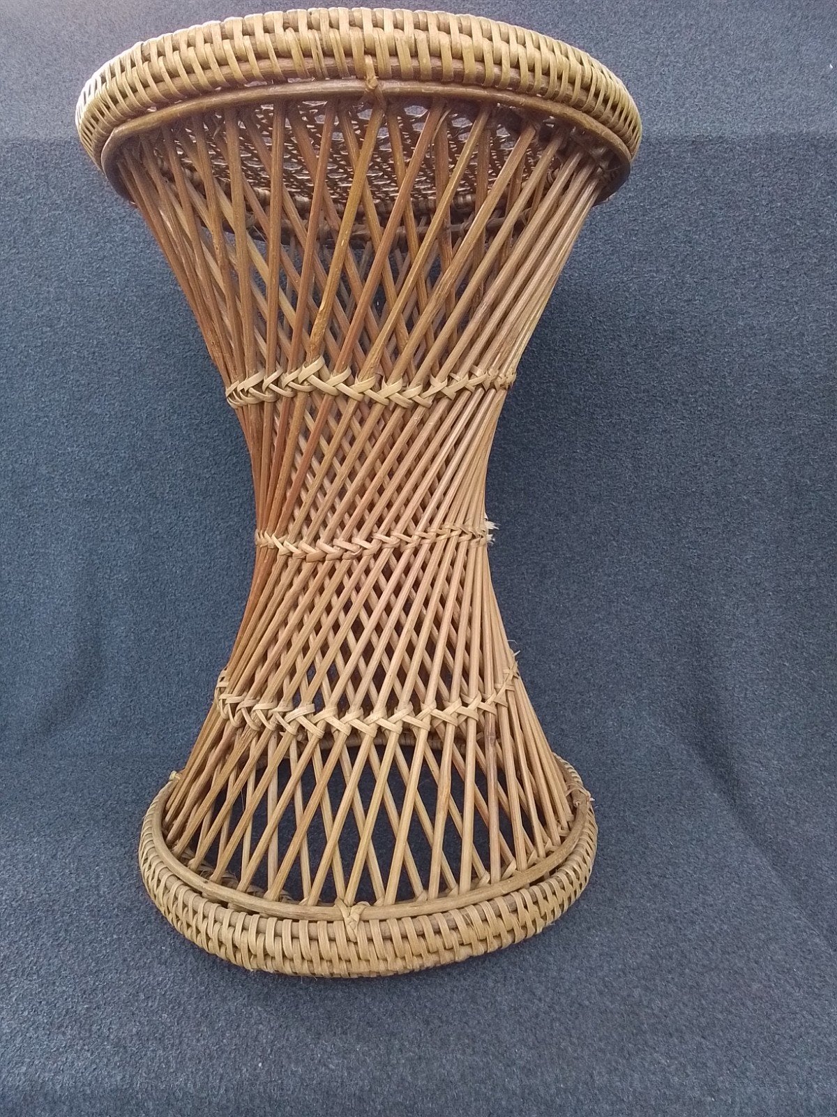 Rotan Diabolo Bijzettafel 48cm Hoog - Nette Staat, 45 tot 60 cm, Overige materialen, Gebruikt, Verzenden