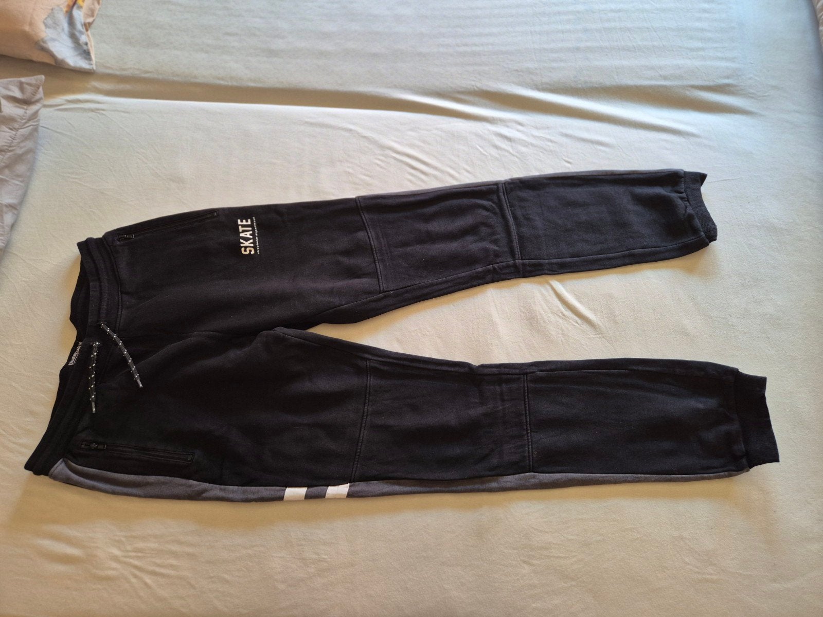 Te koop: joggingbroek maat 182, Ophalen of Verzenden, Gedragen