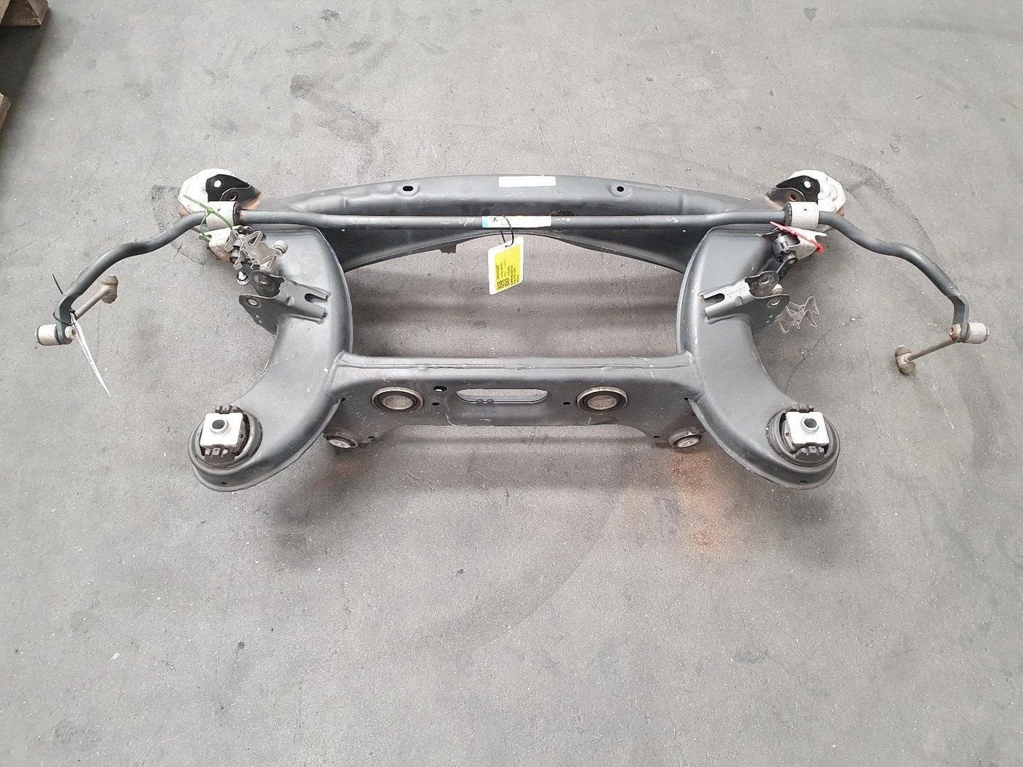 MERCEDES C-CLASS 350e Hybrid plus Limousine SUBFRAME ACHTER, Ophalen of Verzenden, Gebruikt, ARN erkend