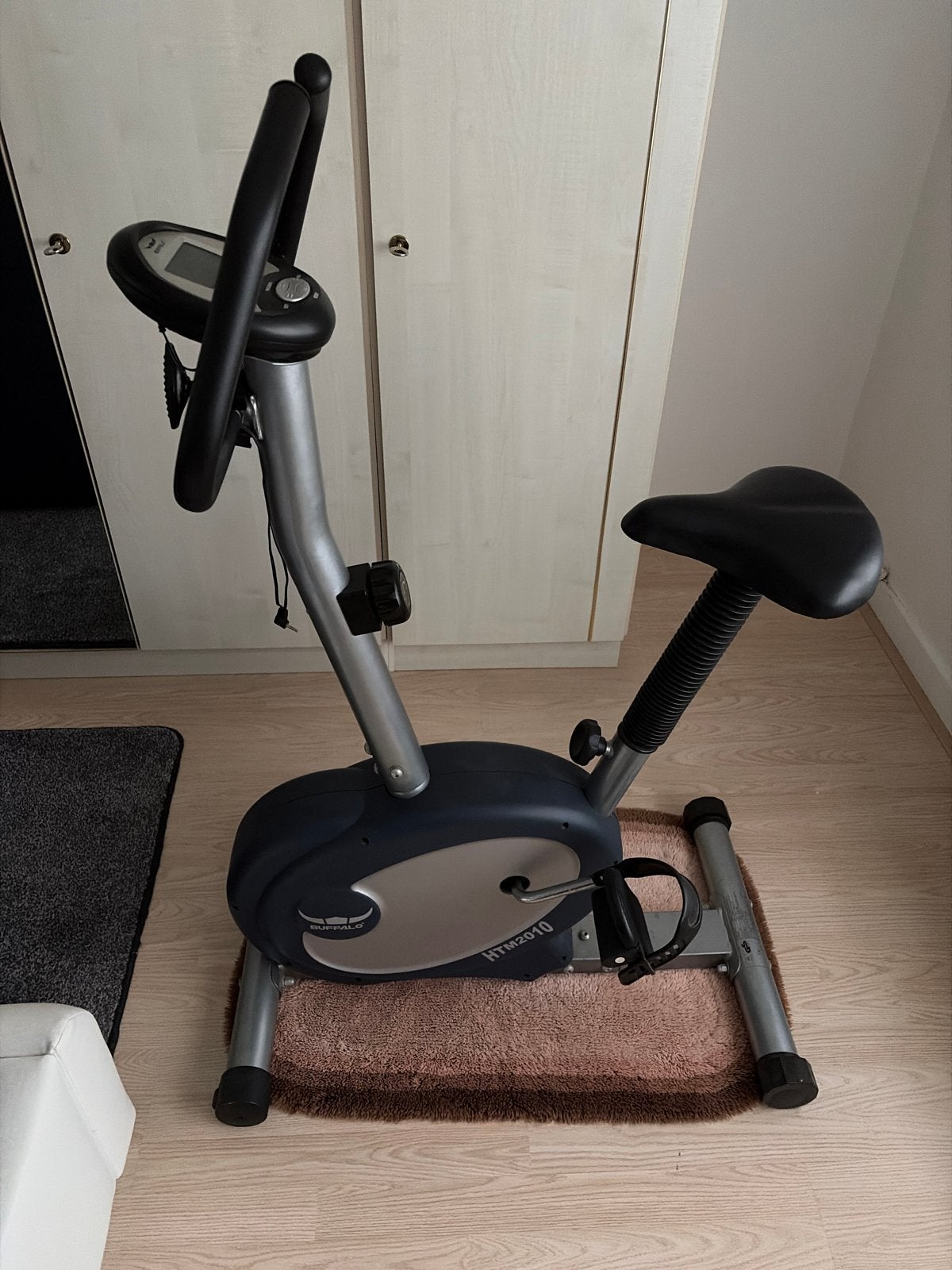Hometrainer Buffalo HTM62010 - Zo goed als nieuw, Ophalen, Zo goed als nieuw, Metaal, Benen