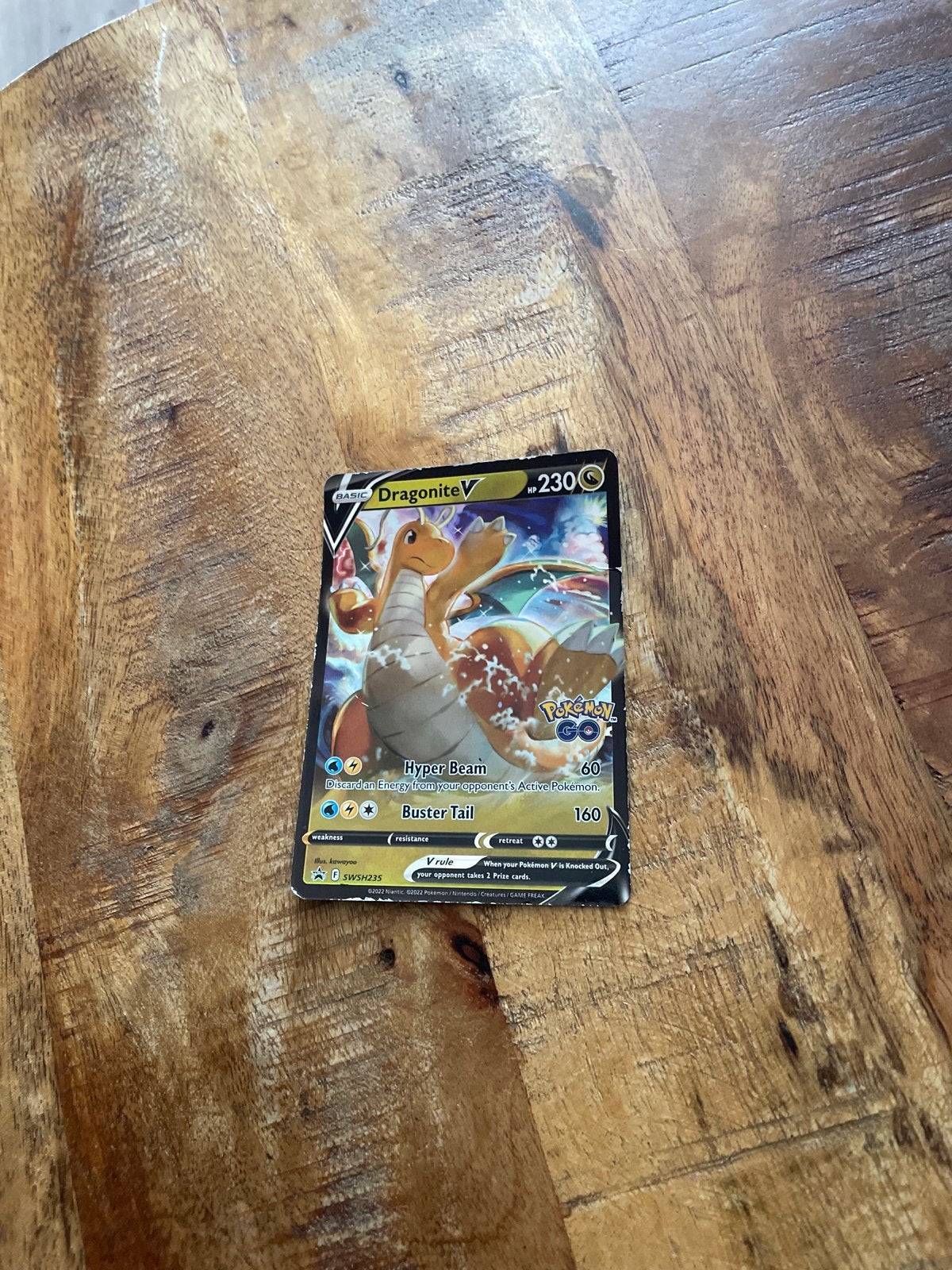 Pokémon TCG Dragonite V kaart (SWSH204), Hobby en Vrije tijd, Verzamelkaartspellen | Pokémon, Ophalen, Zo goed als nieuw, Losse kaart