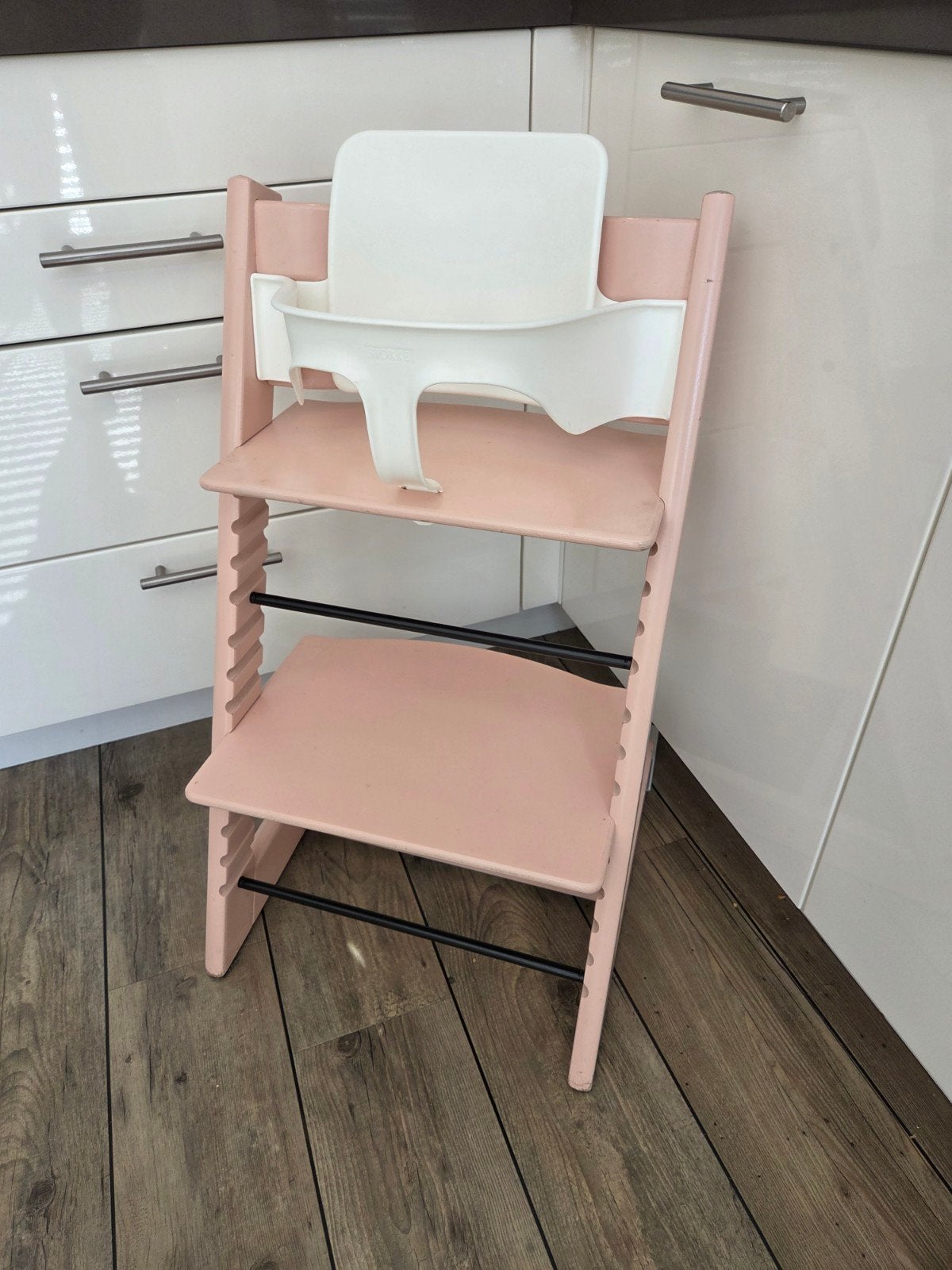 Stokke Tripp Trapp stoel met verkleiner - Zeer goede staat, Kinderen en Baby's, Ophalen, Zo goed als nieuw, Meegroeistoel, Aanschuifbaar