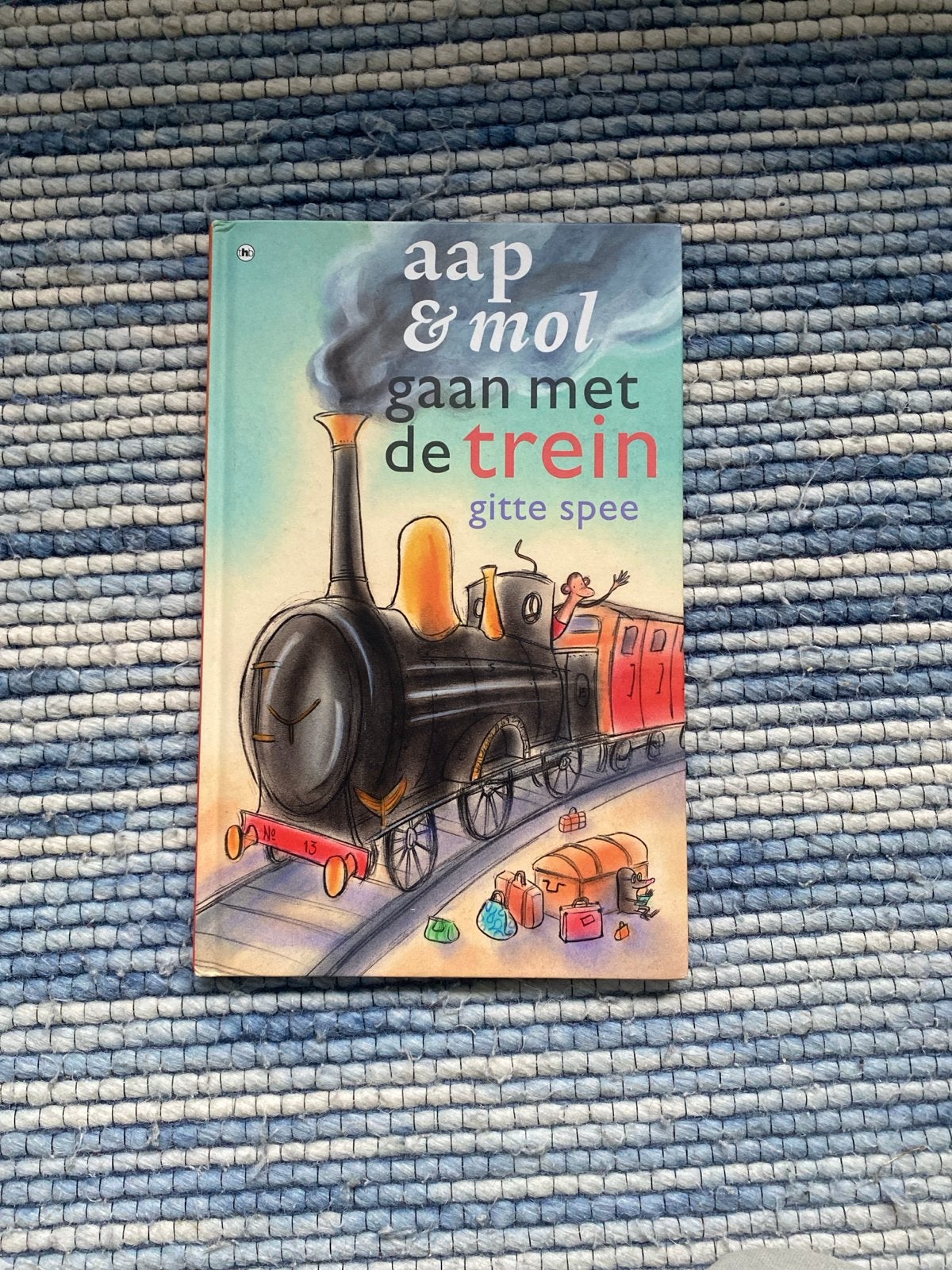 Aap & Mol gaan met de trein - Gitte Spee, Ophalen of Verzenden, Zo goed als nieuw, Fictie algemeen