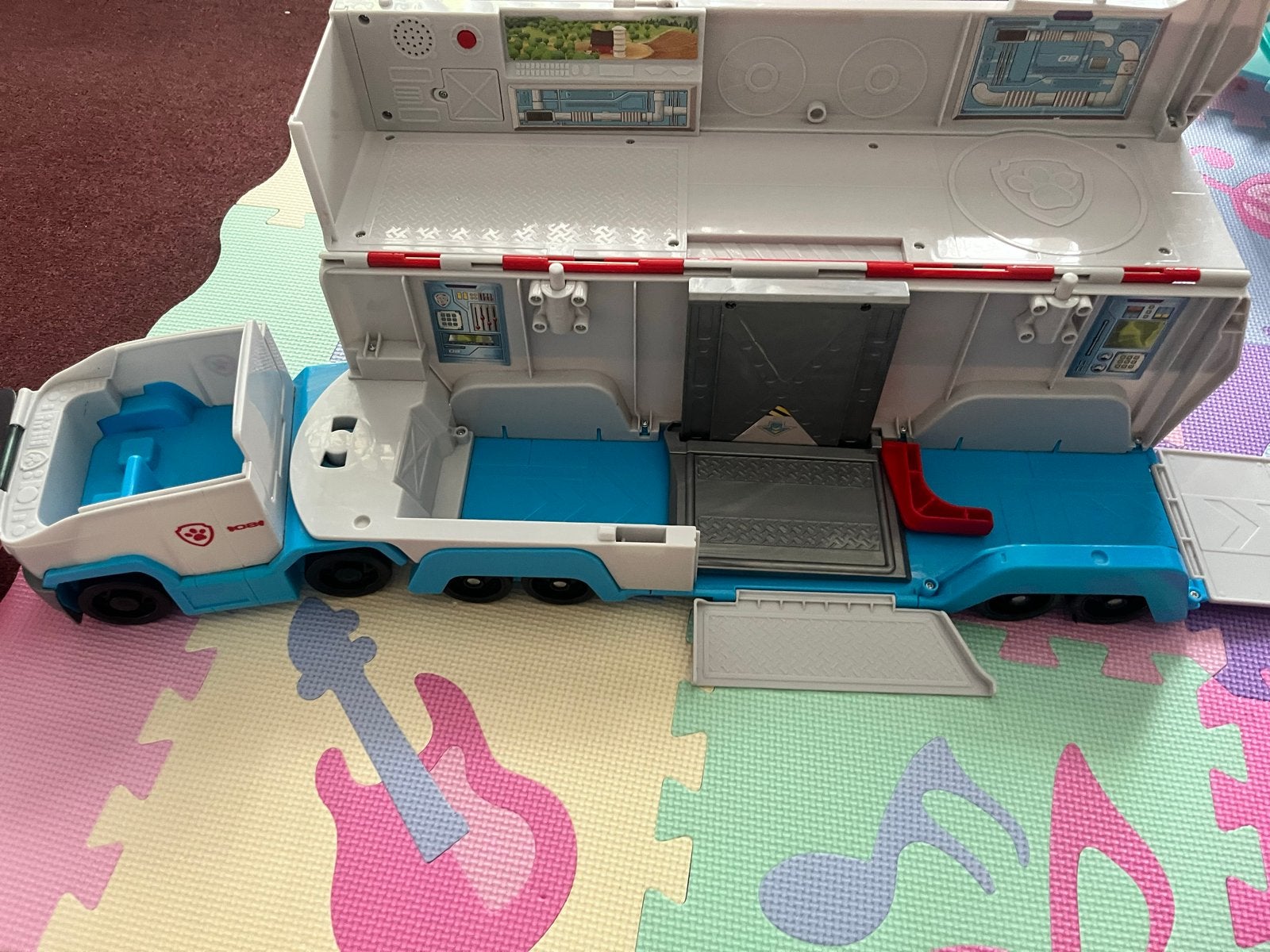 Grote Paw Patrol set: Patroller, uitkijktoren, racebaan en v, Ophalen, Gebruikt