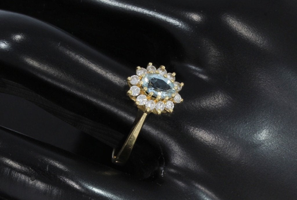 Diamant aquamarijn 14k gouden Lady Di ring dame briljant, Voordeelsieraden, Ophalen of Verzenden, Zo goed als nieuw, 17 tot 18