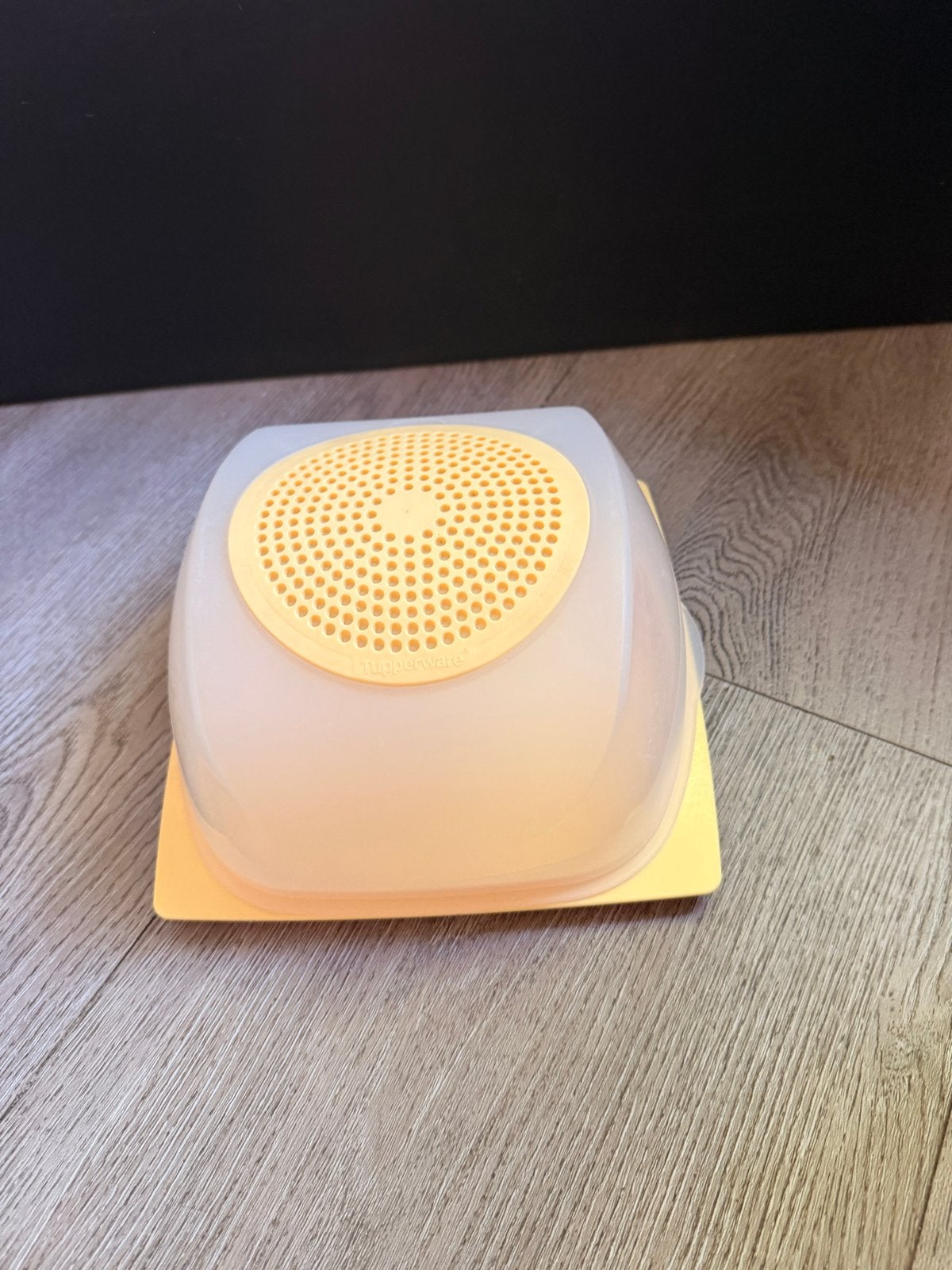 Tupperware kaasdoos - Geel/Transparant, Ophalen of Verzenden, Gebruikt, Geel, Overige typen