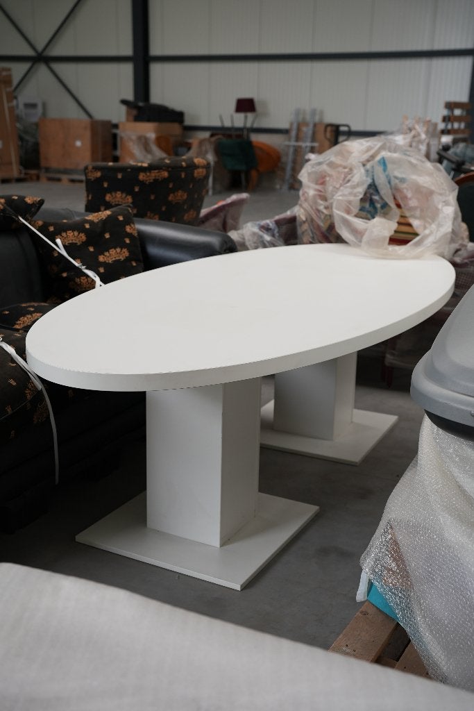 Partij 23 witte ovale tafels - horeca / events - 245 cm, Ophalen, Gebruikt, 100 tot 150 cm, 200 cm of meer