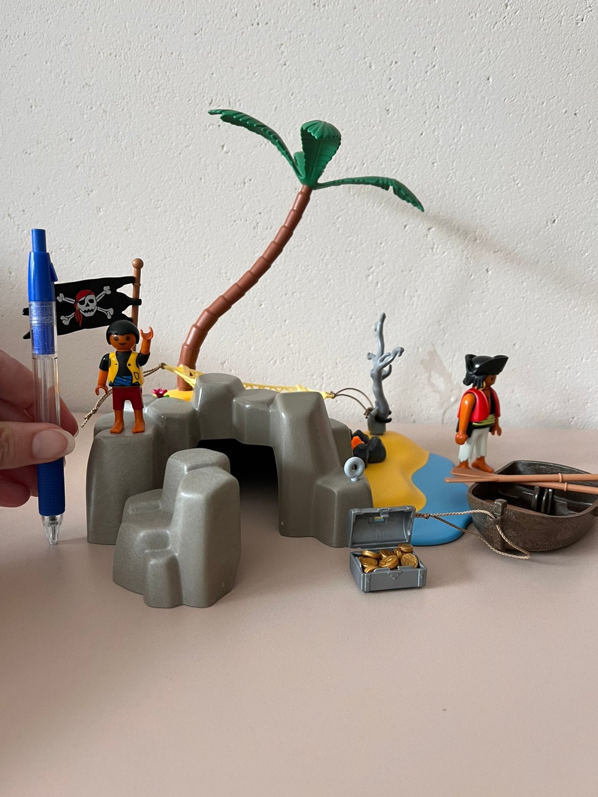 Foto 10 van Playmobil 4139 pirateneiland piraat schat eiland