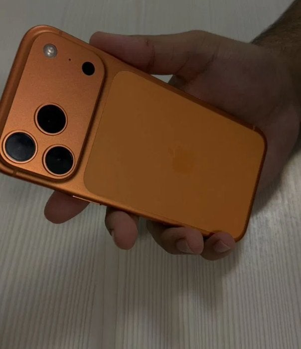iPhone 17 Pro Max, Ophalen of Verzenden, Zo goed als nieuw, Bescherming, Apple