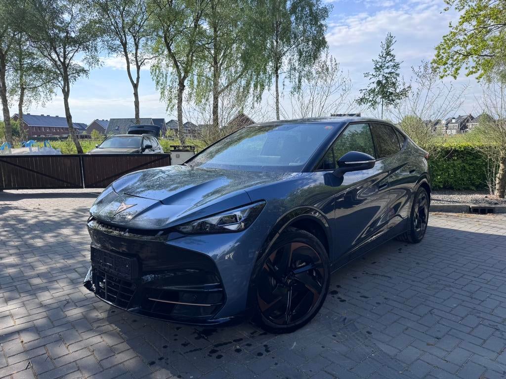 VERKOCHT !!   Cupra Tavascan 285pk Endurance PANO|Sennheiser, Cupra, Elektrisch, SUV of Terreinwagen, Zilver of Grijs