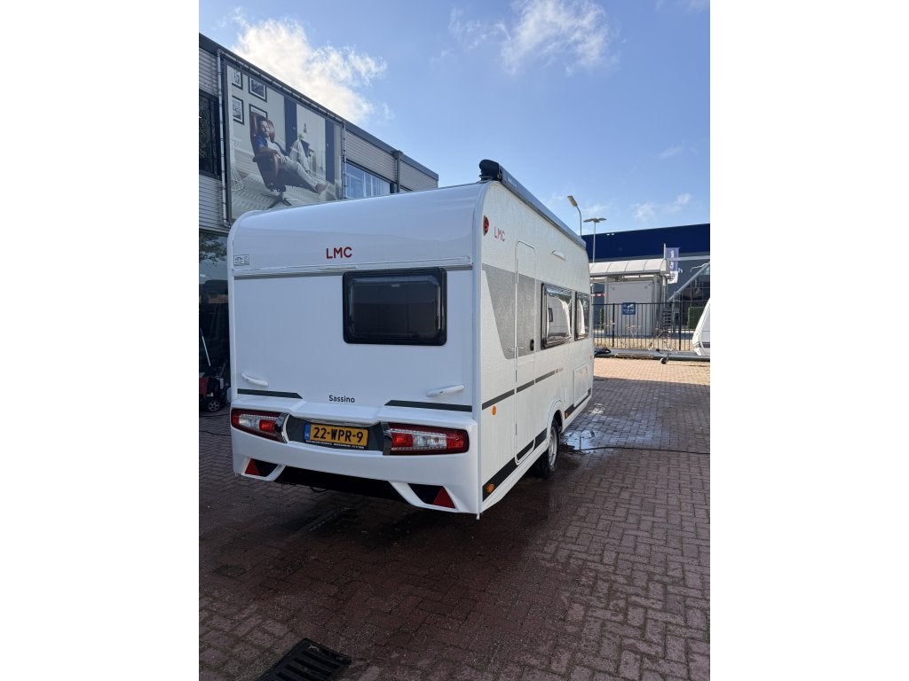 LMC Sassino 430 D Met mover, Luifel, fietsenrek!! 2025 Model, Schokbreker, Bedrijf, Tot en met 3, 5 tot 6 meter